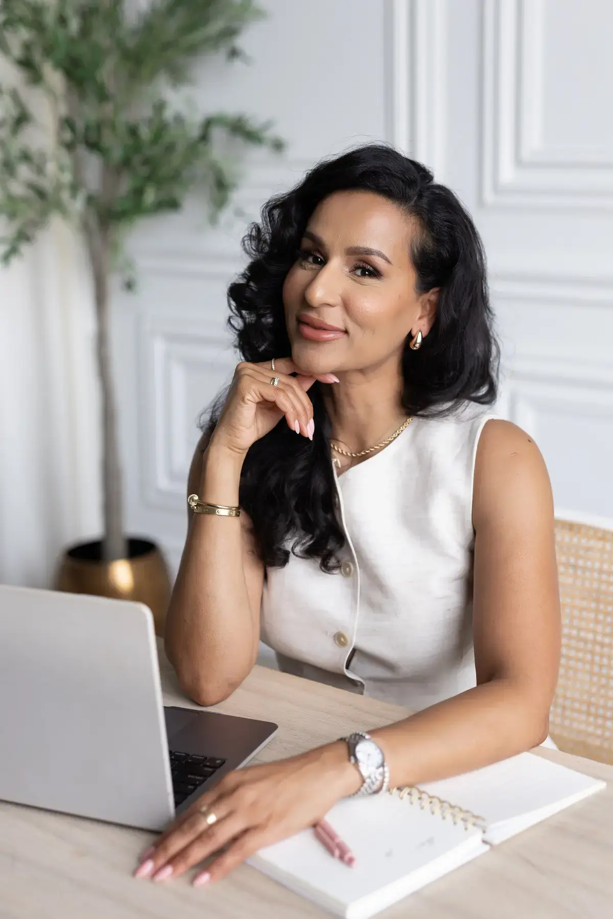 Professional portrait of Donna Kalsey for Body Pro Beauty’s Meet the Director page.